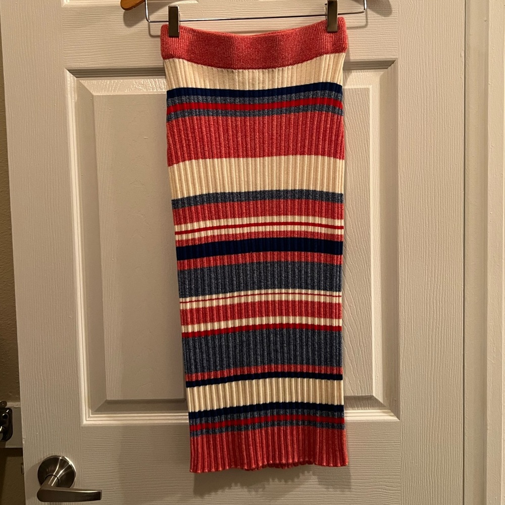 pencil skirt
